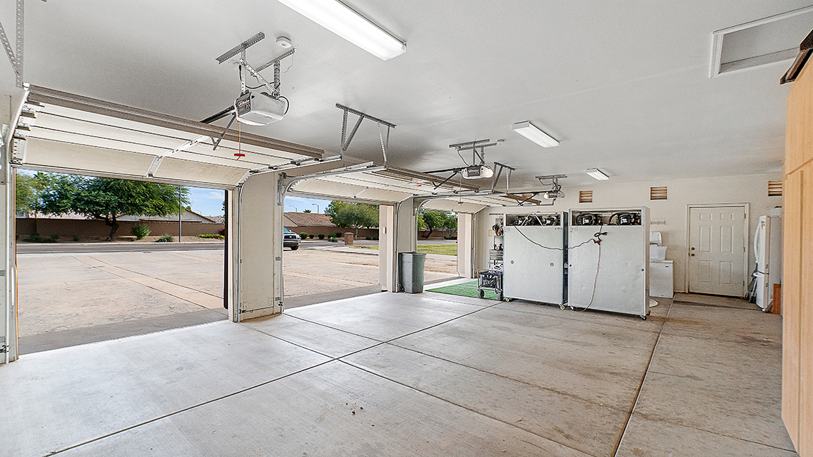 Dallas Area Garage Door Opener Installation with multiple Garage Door Replacements